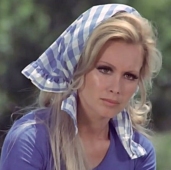 Filiz Akın nerelidir