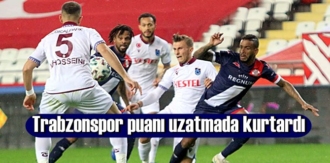 Trabzonspor 1 puanı uzatmalarda alıp oyundan berabere ayrıldı!